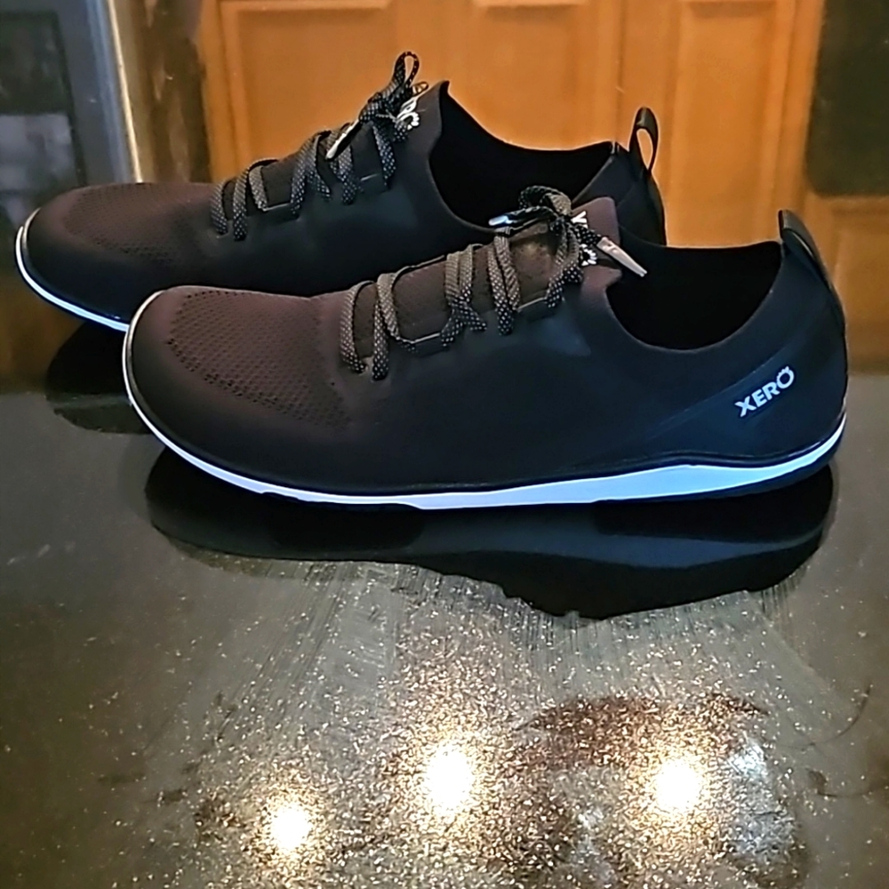 Xero Nexus Knit Sneaker - men's size 8.5 - black (new)